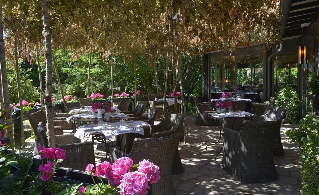 Logis Hotel - Restaurant Le Relais De Comodoliac Saint-Junien Esterno foto