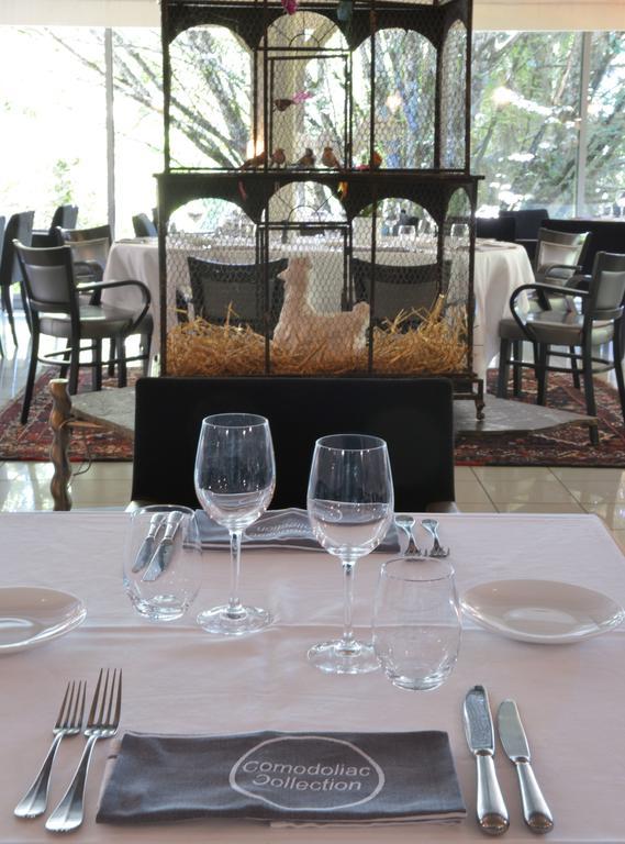 Logis Hotel - Restaurant Le Relais De Comodoliac Saint-Junien Esterno foto