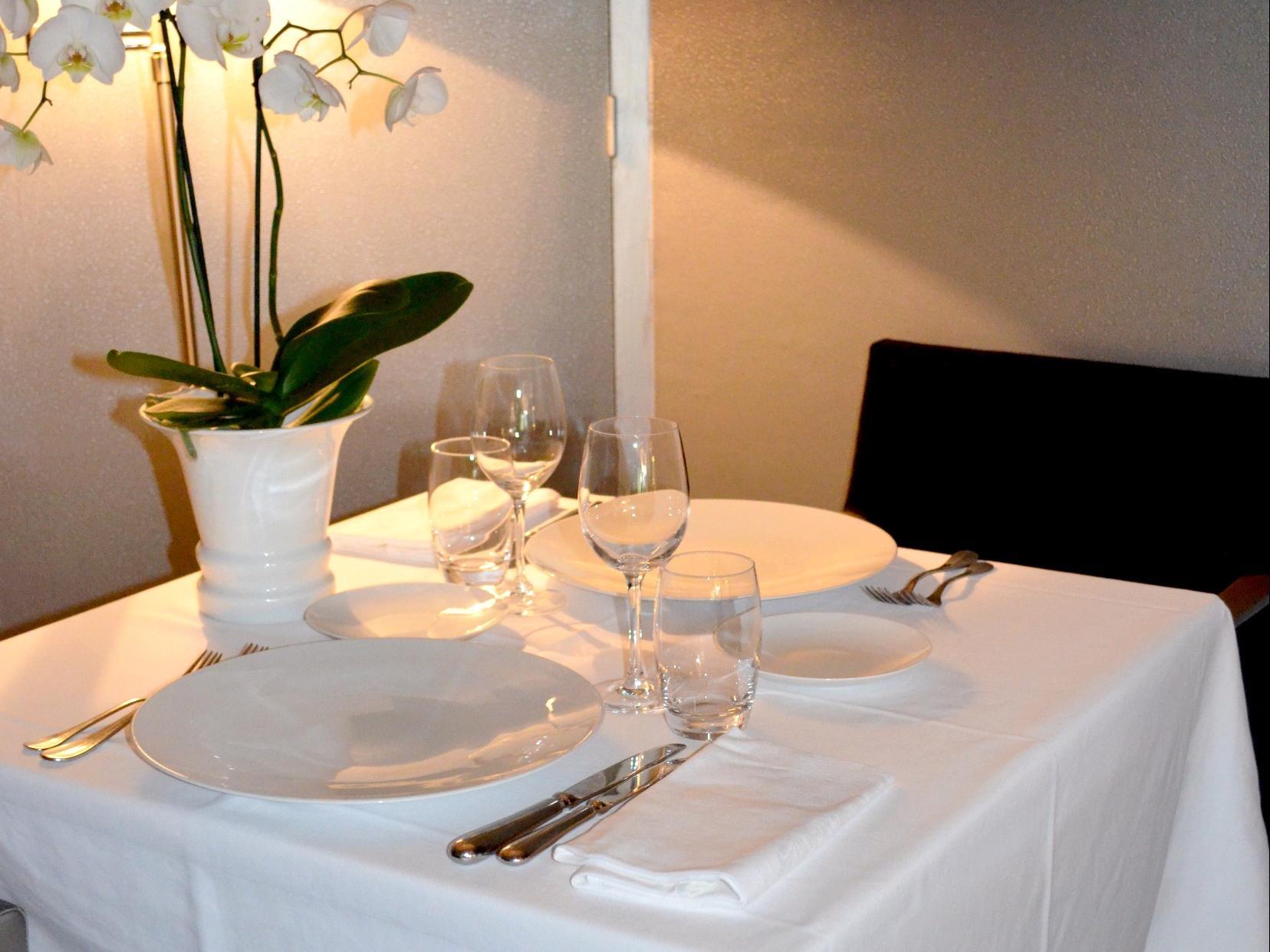 Logis Hotel - Restaurant Le Relais De Comodoliac Saint-Junien Esterno foto